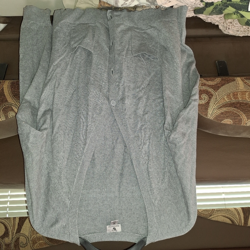 Worthington Light Gray Knit Top